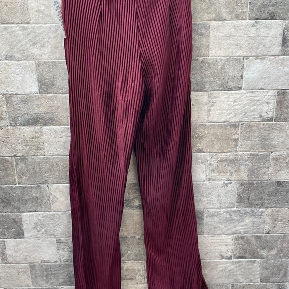 ❤️ URBAN OUTFITTERS SOPHIE CORDUROY FLARE MERLOT RED TROUSER PANTS SIZE 4 NEW - Picture 7 of 8